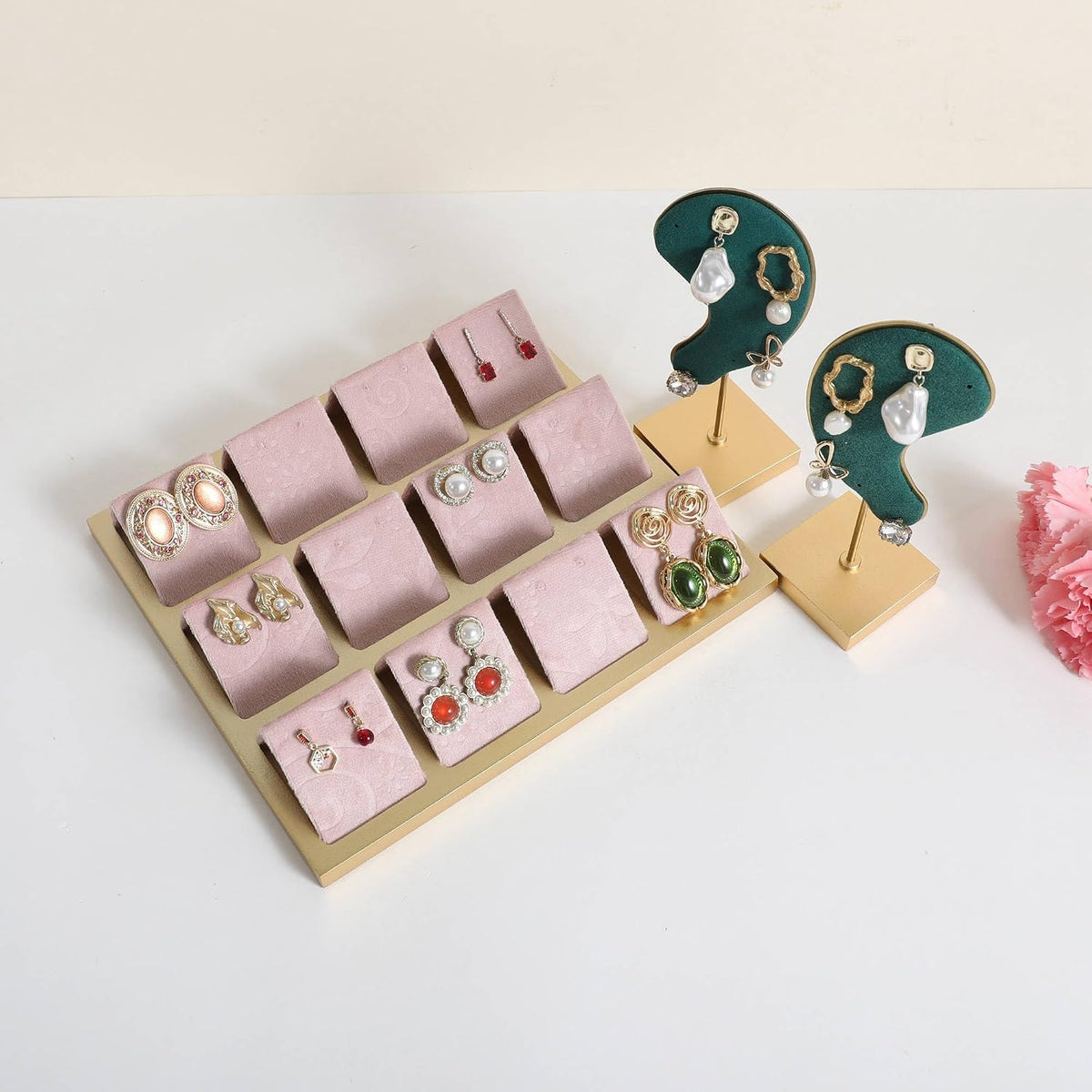 Golden coated earring display stand for selling, velvet stud earring holder for jewelry display, Jewlery earring storage organizer tray, studs holder jewelry organizer【Earring holder-Pink】
