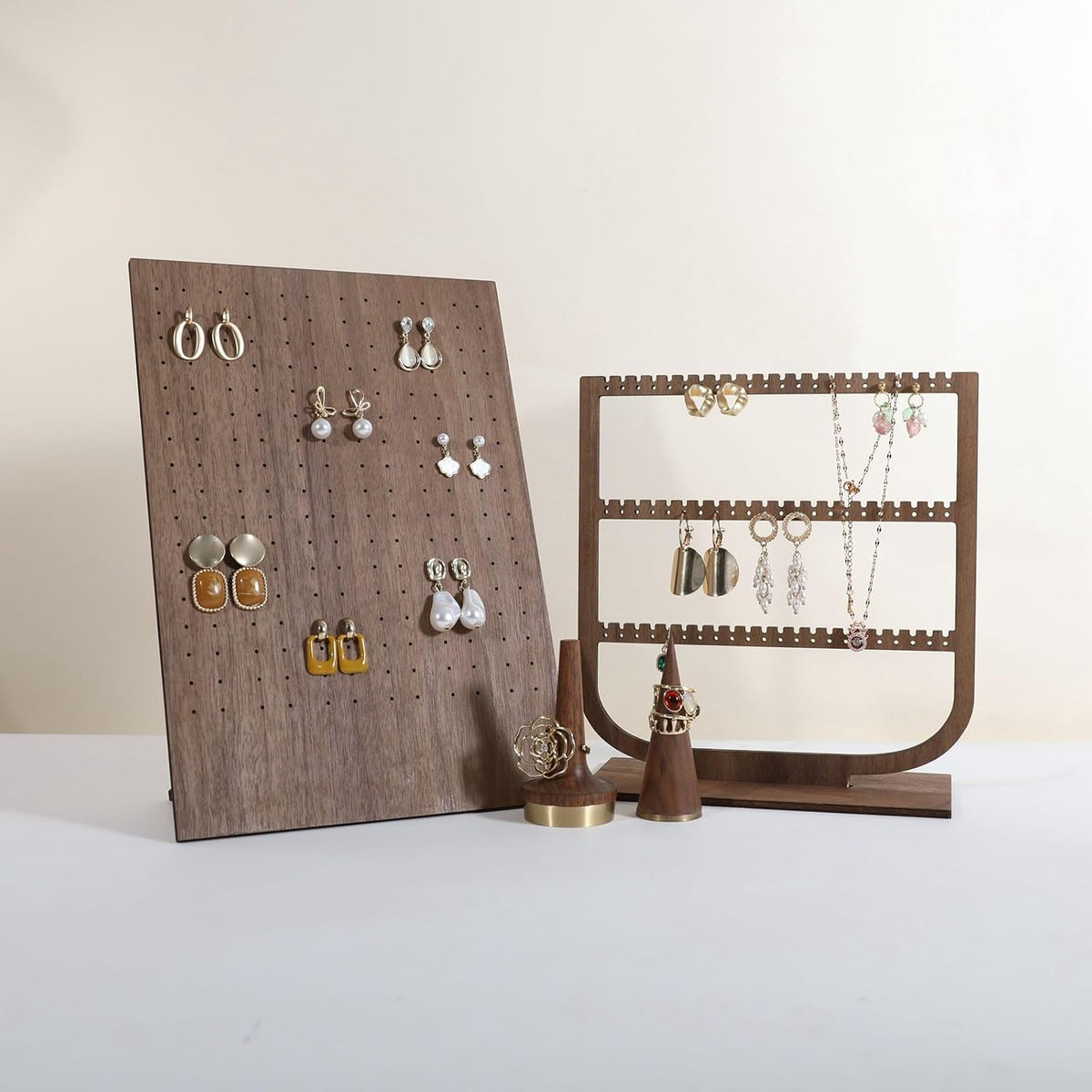 Walnut earring display stand for selling, jewelry studs storage organizer for show, earring holder board with 204 holes【Earring board】