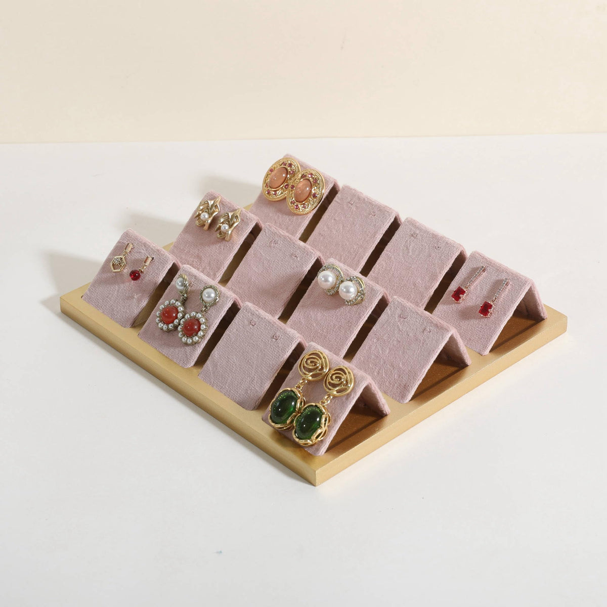 Golden coated earring display stand for selling, velvet stud earring holder for jewelry display, Jewlery earring storage organizer tray, studs holder jewelry organizer【Earring holder-Pink】